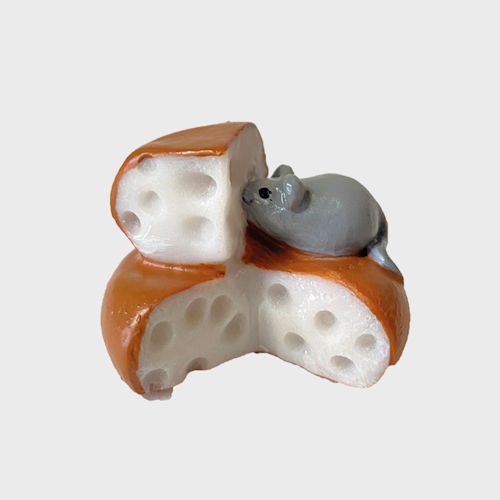 Krippenfigur Maus mit Käse aus Kunstharz