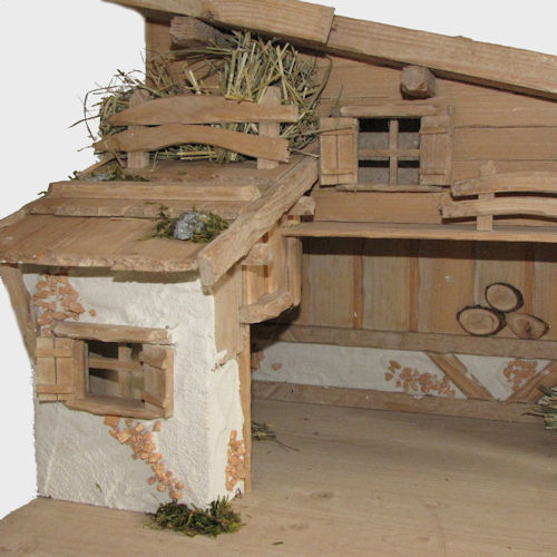 Krippe / Krippenstall Marienhof für 10-12cm große Krippenfiguren