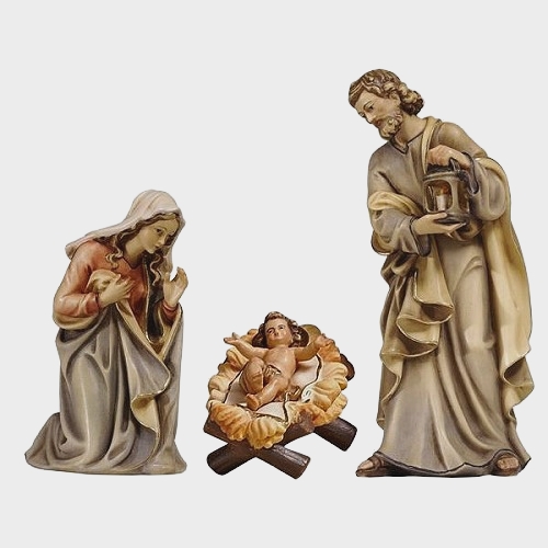 Detailansicht der holzgeschnitzten Kostner Krippenfigur Heilige Familie aus Bergahorn handbemalt
