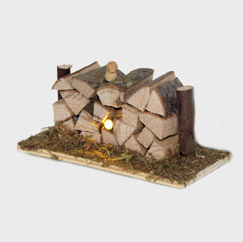 Krippenzubehör Holzstapel mit LED-Strahler
