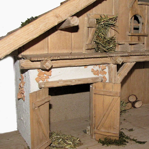 Krippe / Krippenstall Prien für 11-13cm große Krippenfiguren
